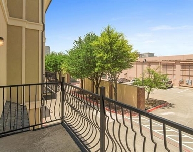 5717 Pantheon Court - Photo Thumbnail 13