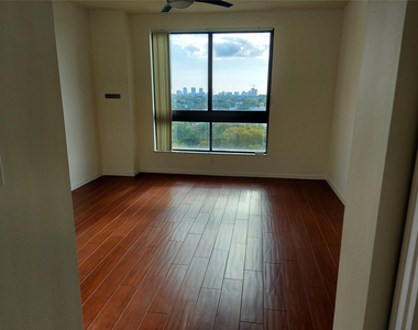 110 N Federal Highway - Photo Thumbnail 7