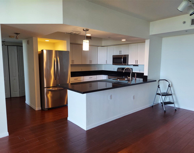 110 N Federal Highway - Photo Thumbnail 2