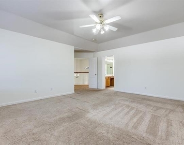 8924 High Meadows Drive - Photo Thumbnail 7