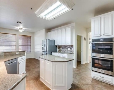 8924 High Meadows Drive - Photo Thumbnail 15