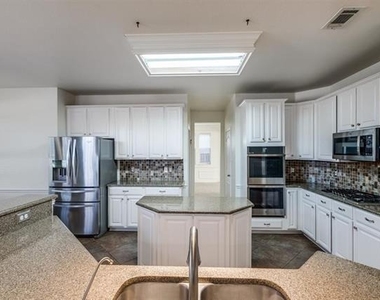 8924 High Meadows Drive - Photo Thumbnail 16