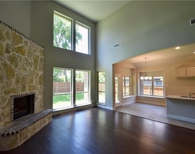4010 Magnolia Ridge Drive - Photo Thumbnail 9