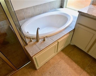 4010 Magnolia Ridge Drive - Photo Thumbnail 19
