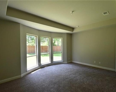 4010 Magnolia Ridge Drive - Photo Thumbnail 15