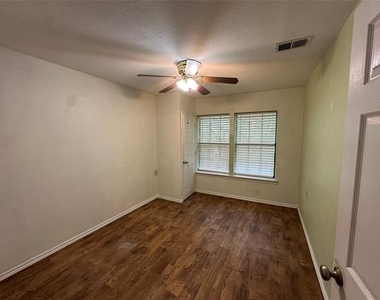 999 W Forest Grove Road - Photo Thumbnail 23