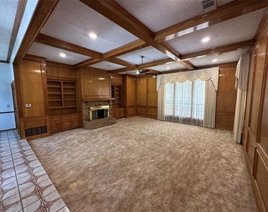 999 W Forest Grove Road - Photo Thumbnail 9