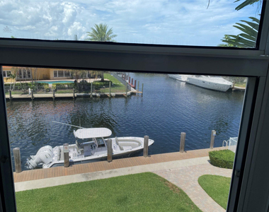 3031 Ne 51st Street - Photo Thumbnail 7