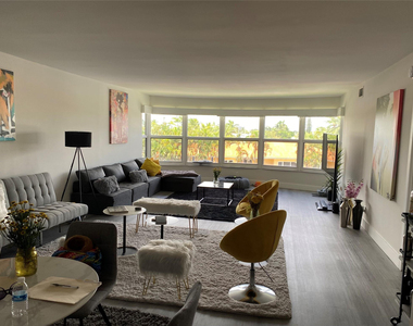 3031 Ne 51st Street - Photo Thumbnail 2