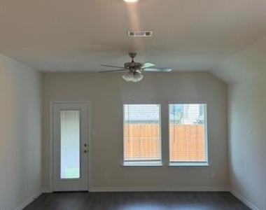 1307 Crookpost Drive - Photo Thumbnail 2