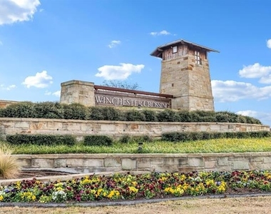 1307 Crookpost Drive - Photo Thumbnail 18