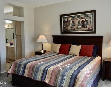 15621 W Heritage Drive - Photo Thumbnail 6
