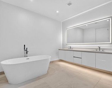 220 Lake Shore Drive - Photo Thumbnail 28