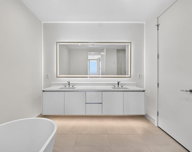 220 Lake Shore Drive - Photo Thumbnail 29