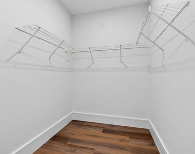 220 Lake Shore Drive - Photo Thumbnail 32