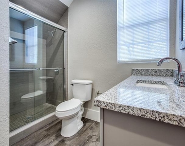 901 W Morton Street - Photo Thumbnail 18
