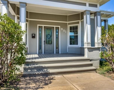 901 W Morton Street - Photo Thumbnail 1