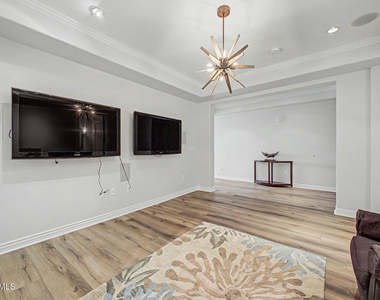 7175 E Camelback Road - Photo Thumbnail 30