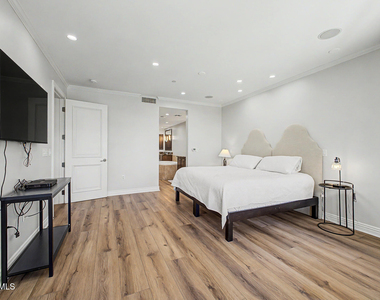 7175 E Camelback Road - Photo Thumbnail 27