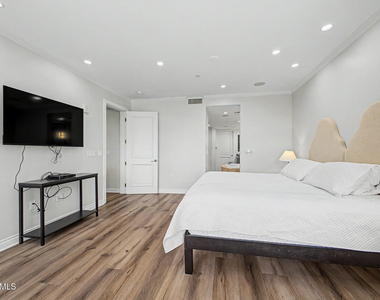 7175 E Camelback Road - Photo Thumbnail 29