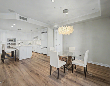 7175 E Camelback Road - Photo Thumbnail 7