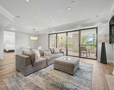 7175 E Camelback Road - Photo Thumbnail 14