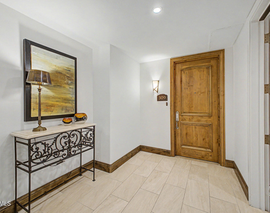 7175 E Camelback Road - Photo Thumbnail 2