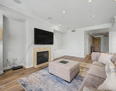 7175 E Camelback Road - Photo Thumbnail 13