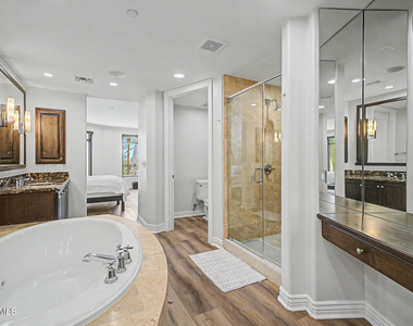 7175 E Camelback Road - Photo Thumbnail 5
