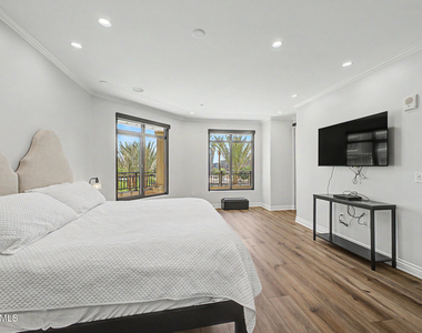 7175 E Camelback Road - Photo Thumbnail 24