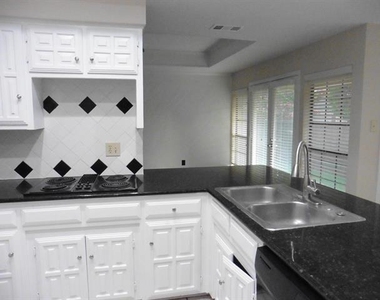 7314 Highland Glen Trl - Photo Thumbnail 26