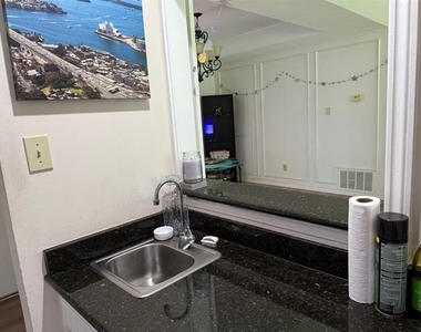 7314 Highland Glen Trl - Photo Thumbnail 8