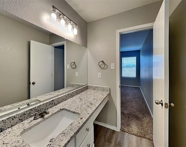 8657 Hawkview Drive - Photo Thumbnail 7