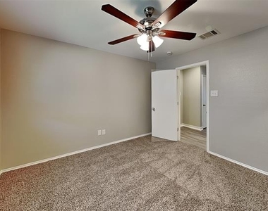 8657 Hawkview Drive - Photo Thumbnail 11