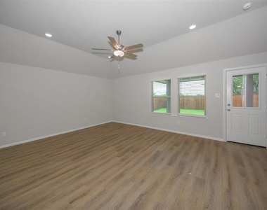 13156 Zion Drive - Photo Thumbnail 23