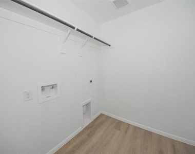 13156 Zion Drive - Photo Thumbnail 28