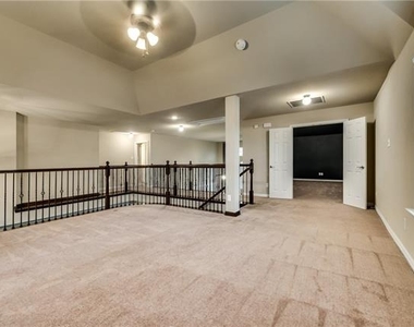 13909 Blueberry Hill Drive - Photo Thumbnail 4