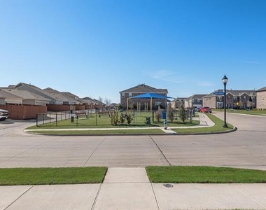 3750 Honey Daisy Drive - Photo Thumbnail 23