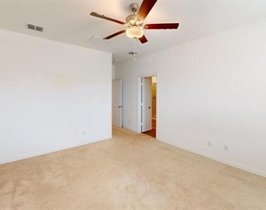 3750 Honey Daisy Drive - Photo Thumbnail 9