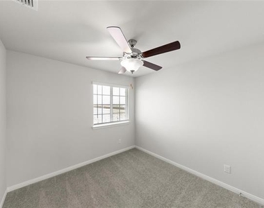 1060 Happy Holly Road - Photo Thumbnail 19