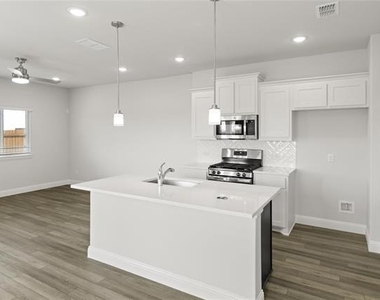 1060 Happy Holly Road - Photo Thumbnail 11