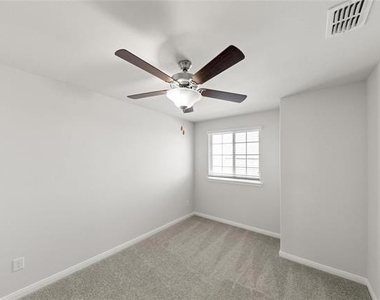 1060 Happy Holly Road - Photo Thumbnail 17