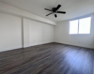 19455 Ne 10 Avenue - Photo Thumbnail 8