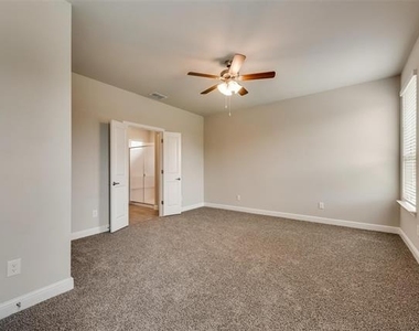 2441 Bellatrix Drive - Photo Thumbnail 9
