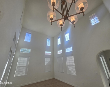 20849 W Werner Place - Photo Thumbnail 8