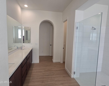 20849 W Werner Place - Photo Thumbnail 15