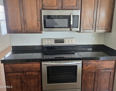 20849 W Werner Place - Photo Thumbnail 5
