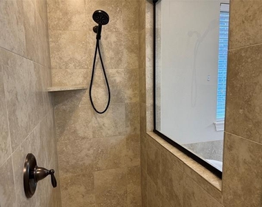 1405 Pitaya Drive - Photo Thumbnail 14