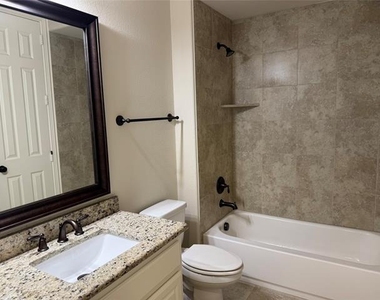 1405 Pitaya Drive - Photo Thumbnail 18