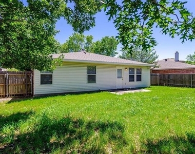 4606 Green Meadow Drive - Photo Thumbnail 23